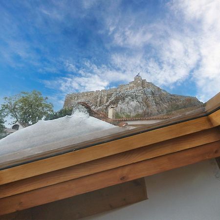 Apartamento Live At The Acropolis Shadow - Under Super Scenic Anafiotika Atenas Exterior foto