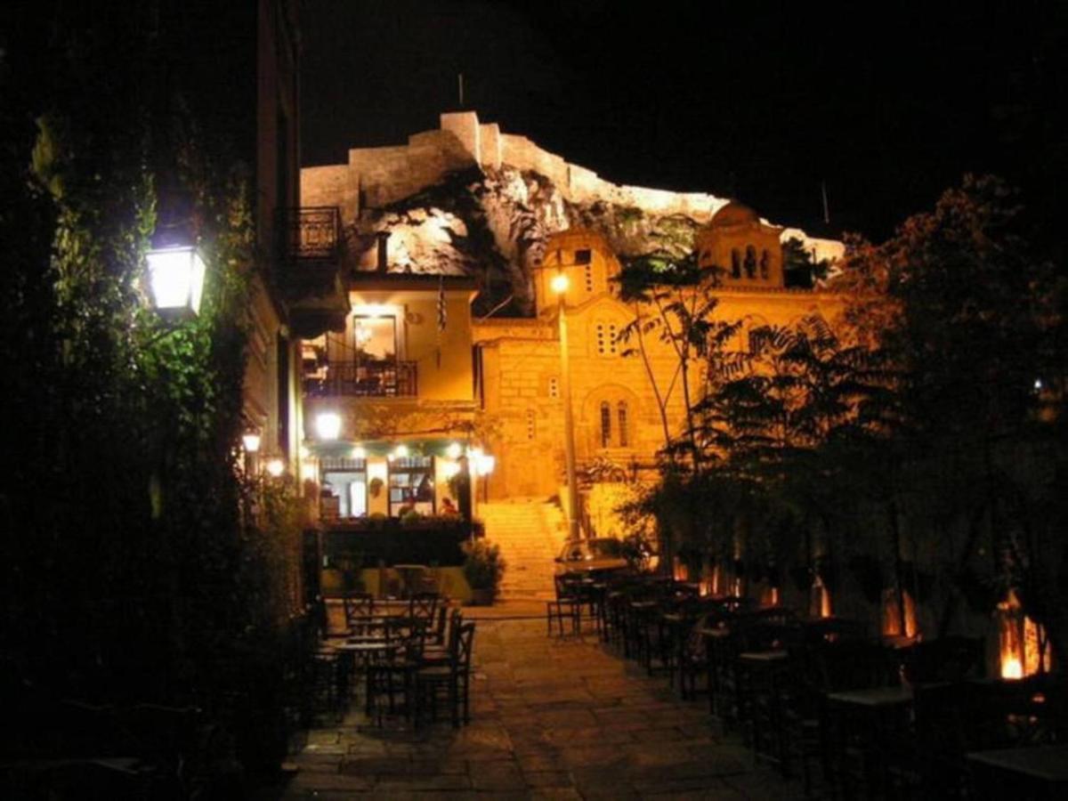Apartamento Live At The Acropolis Shadow - Under Super Scenic Anafiotika Atenas Exterior foto